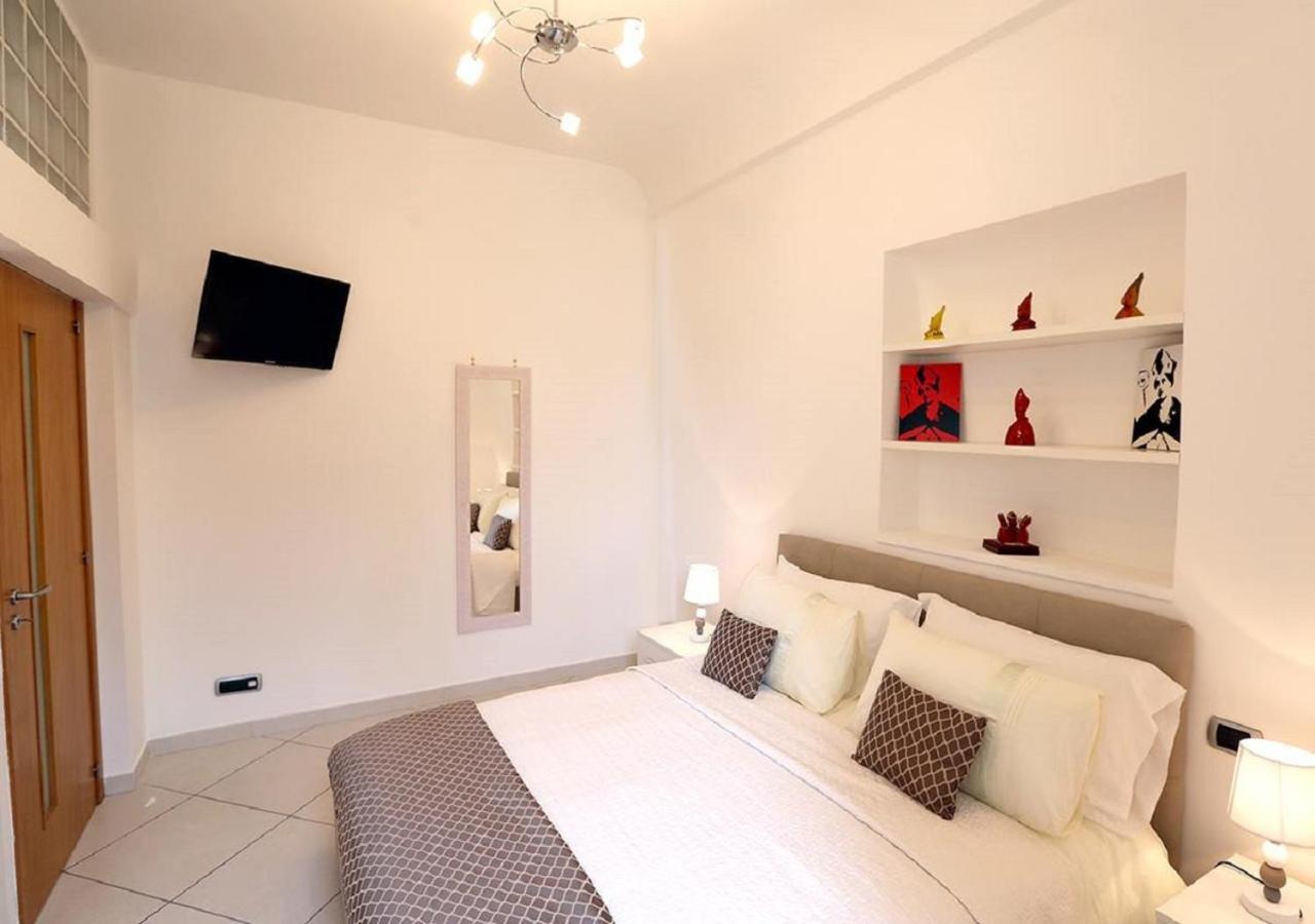 Maison Mele Luxury Apartment Наполи Екстериор снимка