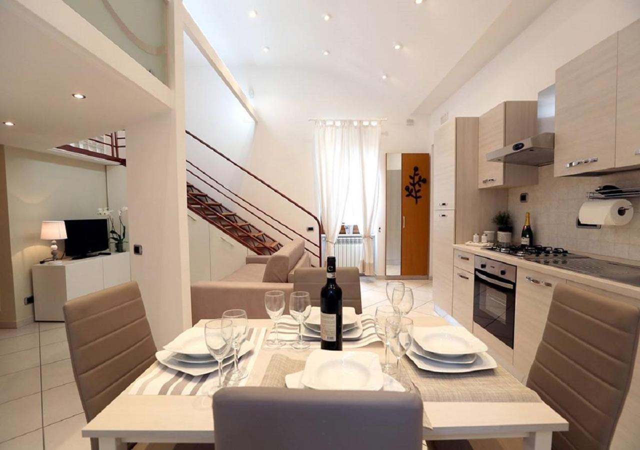 Maison Mele Luxury Apartment Наполи Екстериор снимка