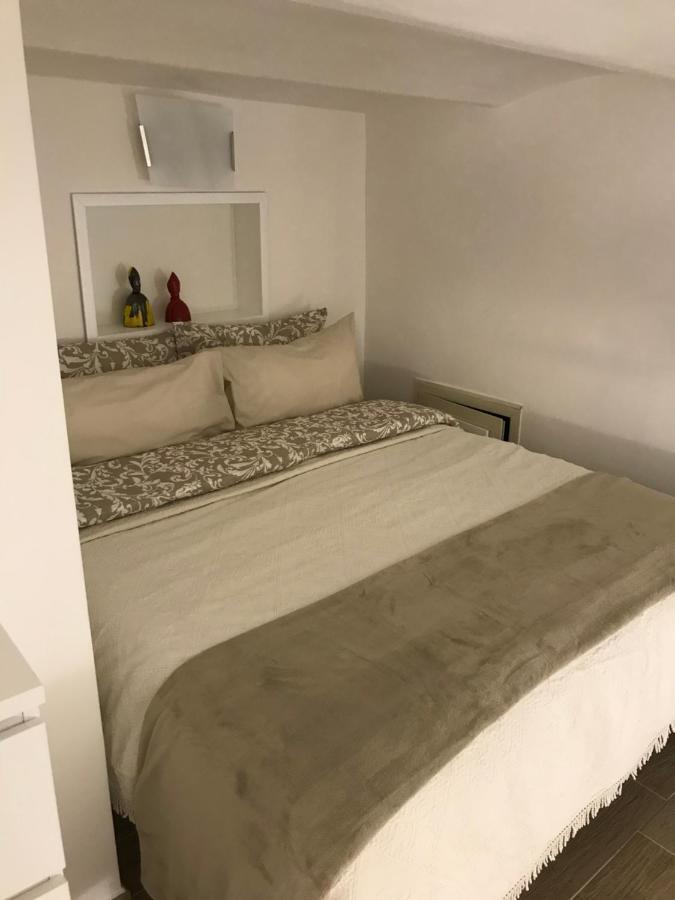 Maison Mele Luxury Apartment Наполи Екстериор снимка